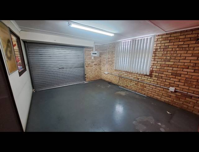 123M² WORKSHOP TO LET IN RICHARDS BAY CENTRAL